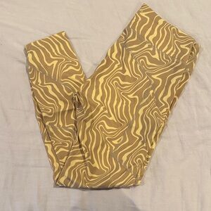 LIKE NEW Outdoor Voices leggings